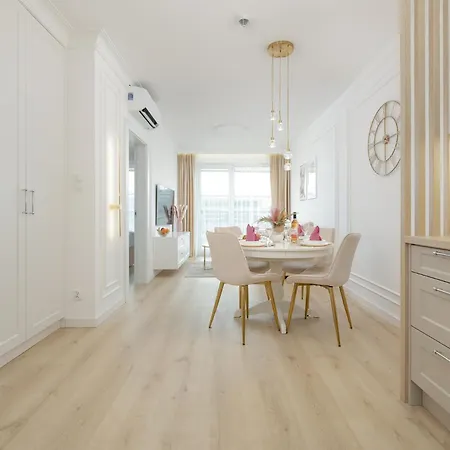 Baltini Premium Apartamenty Kasprowicza 20C Z Basenem, Saunami I Jacuzzi Kolobřeh Pokoj fotografie